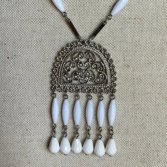 Vintage Silver Chandelier Pendant Necklace With White Beads & Teardrop Accents - Picture 7 of 9